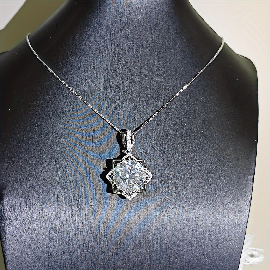 1pc Elegant Boho Style 925 Sterling Silver Pendant Necklace, 18K Golden Plated, with Moissanite, for Daily Wear & Parties, Perfect Christmas Gift