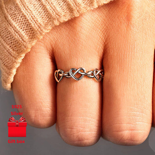925 silver ring, hollowed out heart-shaped ring, elegant and simple. Ladies' rings, fashionable classic rings, A beautiful birthday gift packaged in a gift box. Suitable gift giving. Holiday gifts