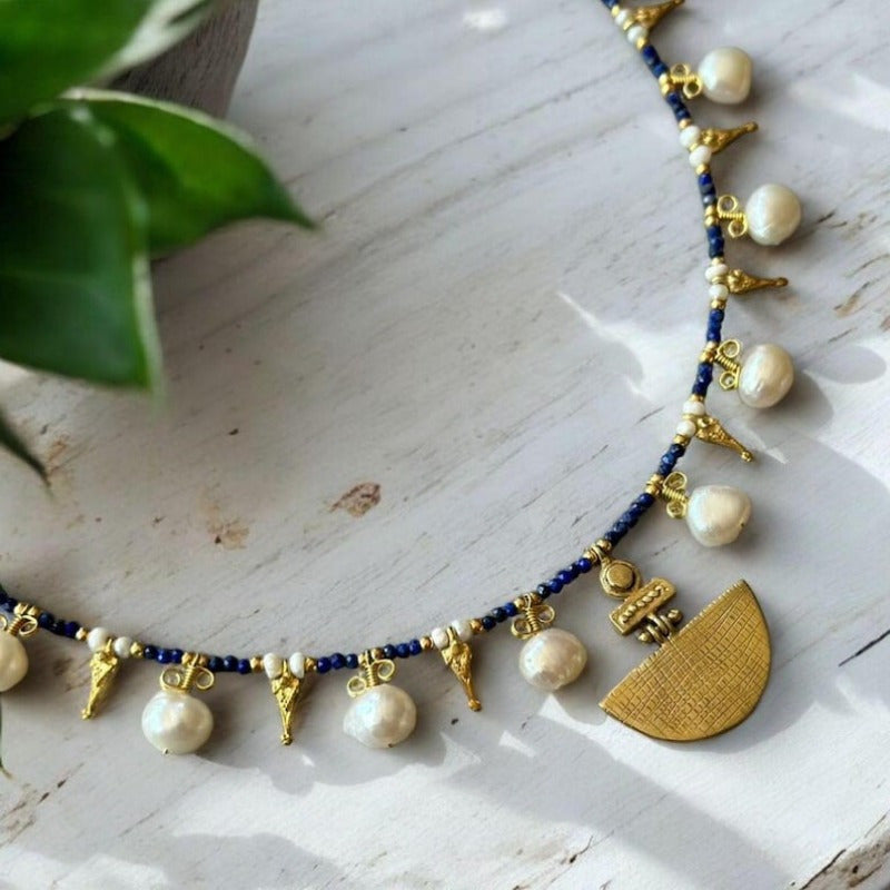 Blue Handmade Natural Lapis Lazuli & Freshwater Freshwater Pearls Necklace for Women - Elegant Golden-Tone Pendant with Blue Gemstones, Everyday & Party Jewelry Gift for Mom, Freshwater Pearls And Chain Necklace, Classic Design, Goldtoned Alloy