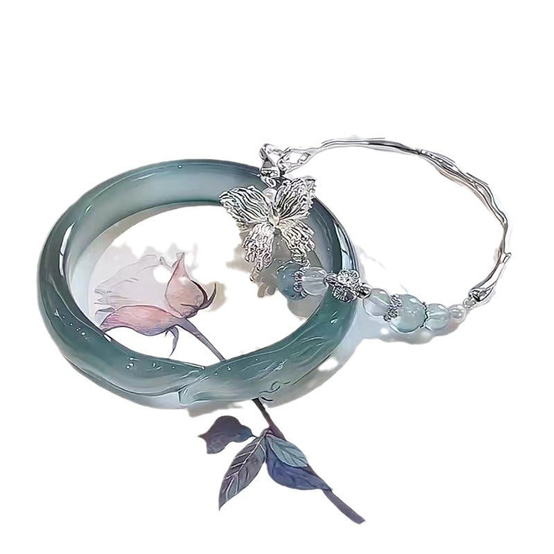 Chic Blue Ice Fox & Aquamarine Butterfly Bangle - Silvery-Plated, Versatile Alloy Bracelet for Casual Attire or Gifting
